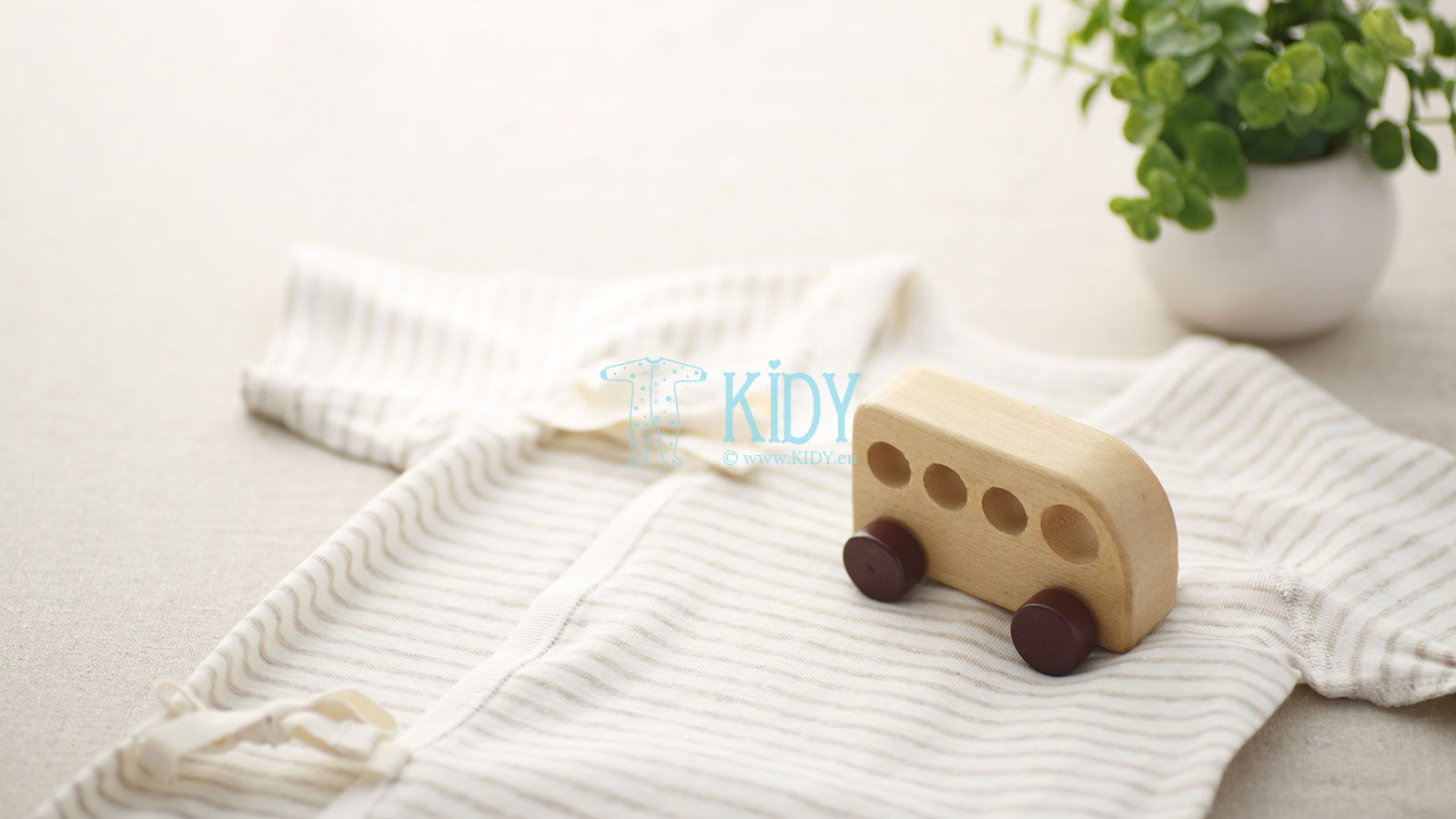 The best organic baby clothes from natural fabrics and environmentally friendly materials are now available in our online store!
