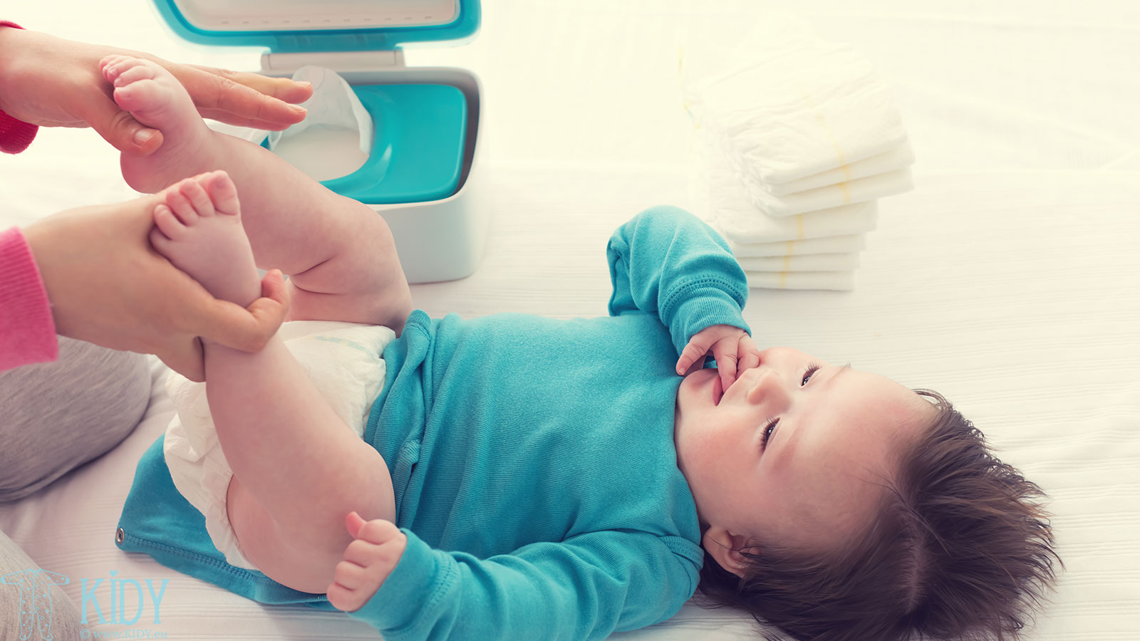 Как часто менять подгузник новорожденному?
