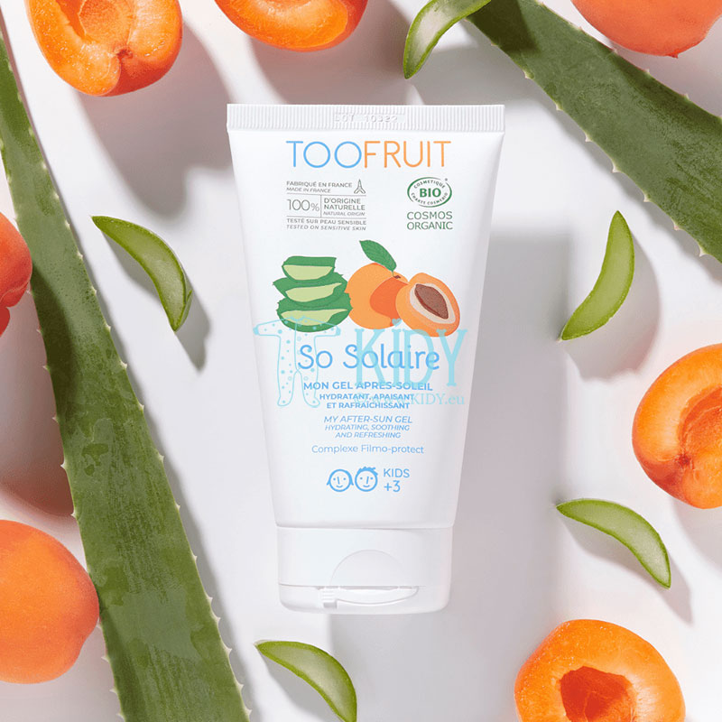 Organic caring and refreshing after-sun gel for children with aloe vera and apricot oil